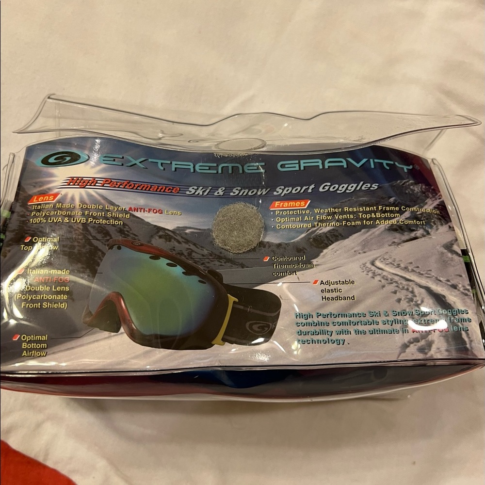 Extreme Gravity Ski & Snow Sport Goggles - Picture 3 of 5
